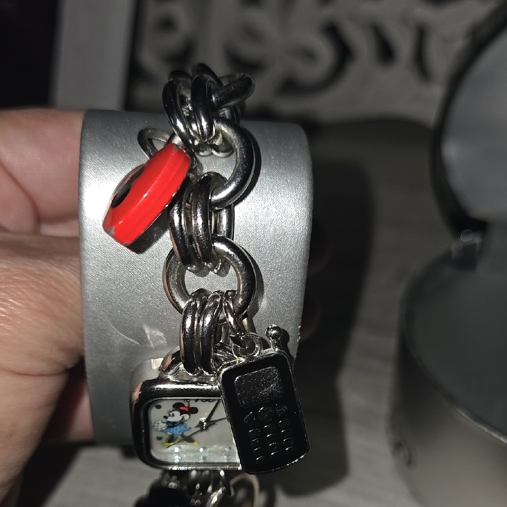 Disney Silver Charm Bracelet Mini Mouse Watch - Picture 4 of 8